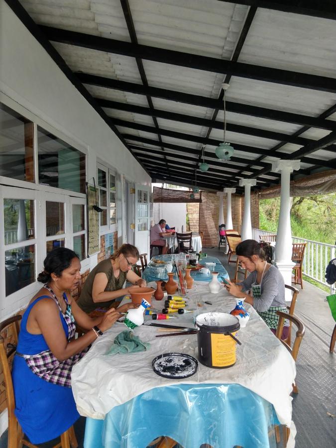 Welikande Yoga Retreats Hotel Digana Bagian luar foto