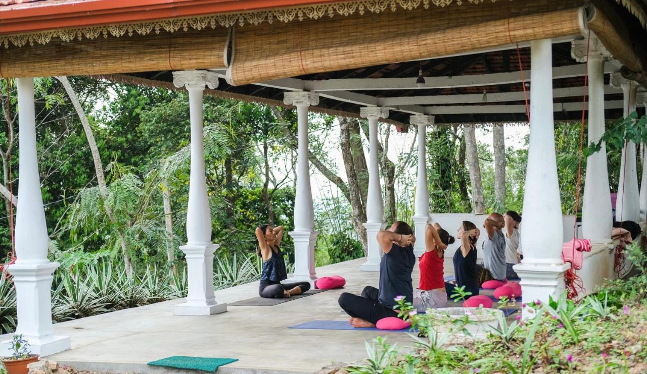 Welikande Yoga Retreats Hotel Digana Bagian luar foto