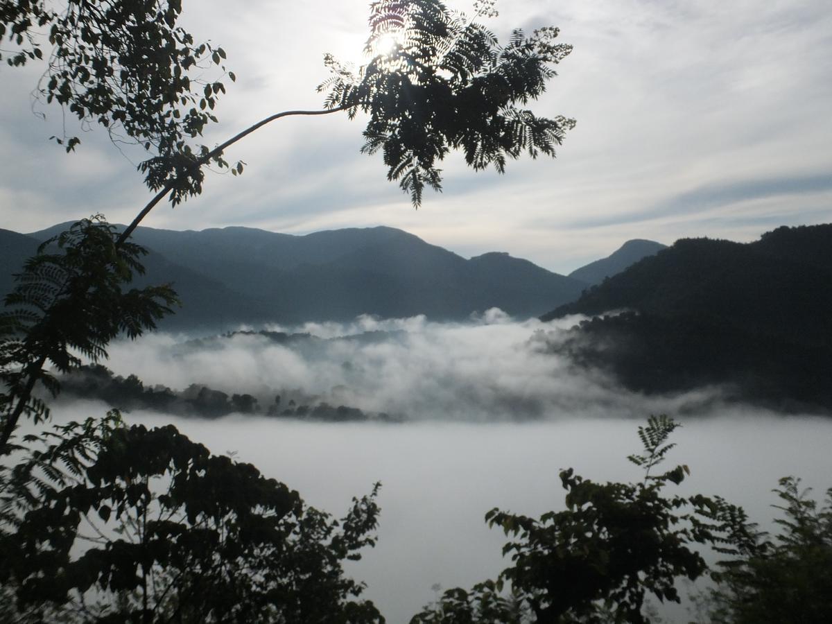 Welikande Yoga Retreats Hotel Digana Bagian luar foto