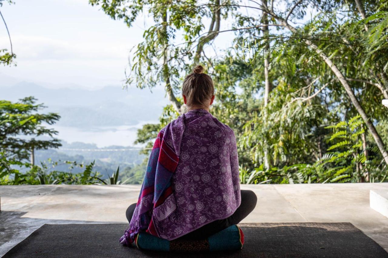 Welikande Yoga Retreats Hotel Digana Bagian luar foto